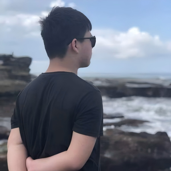 杨雨坤 | Queens Yukun Yang